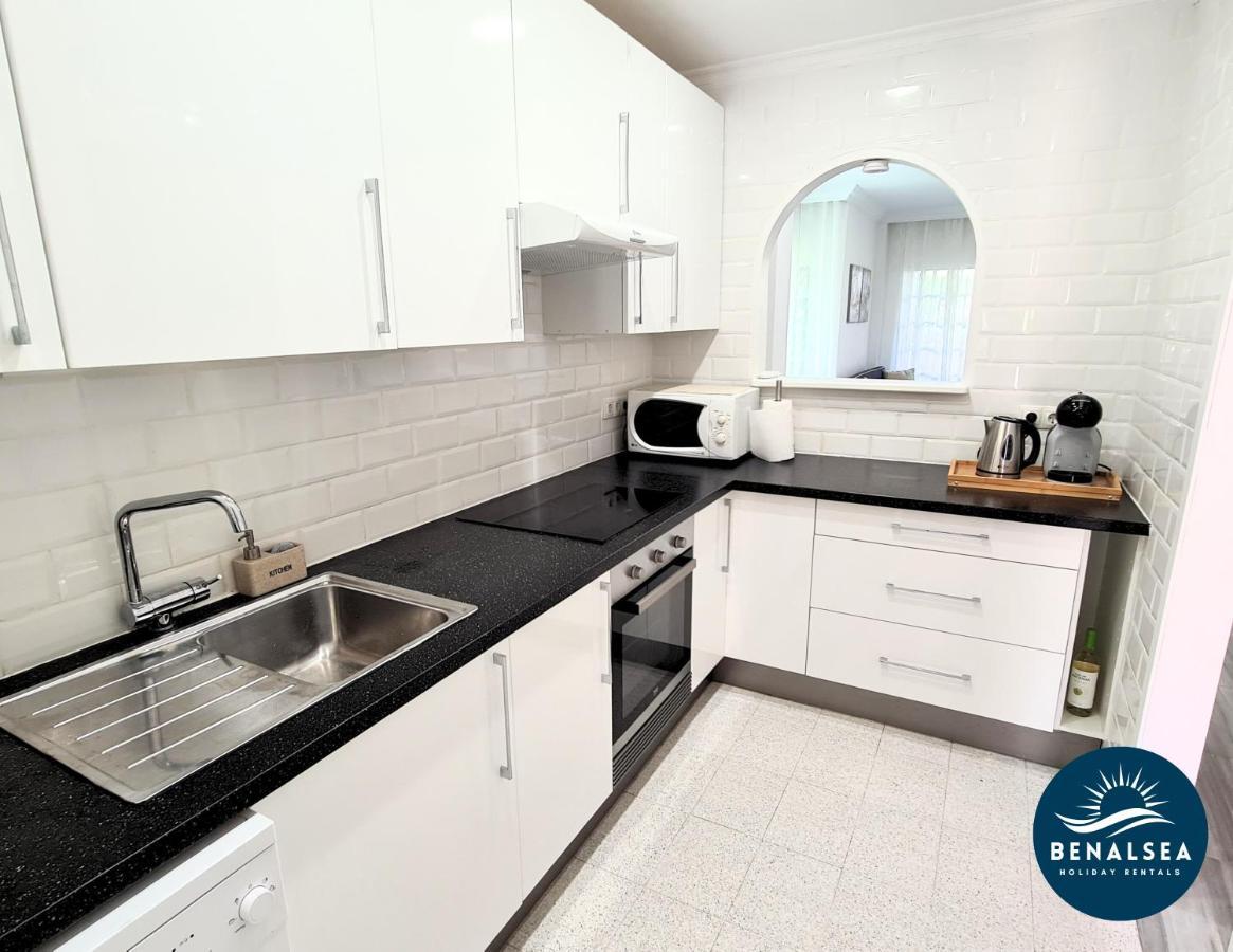 Premium Apartment 50 Mts From De The Beach In Pueblo Quinta 베날마데나코스타 외부 사진