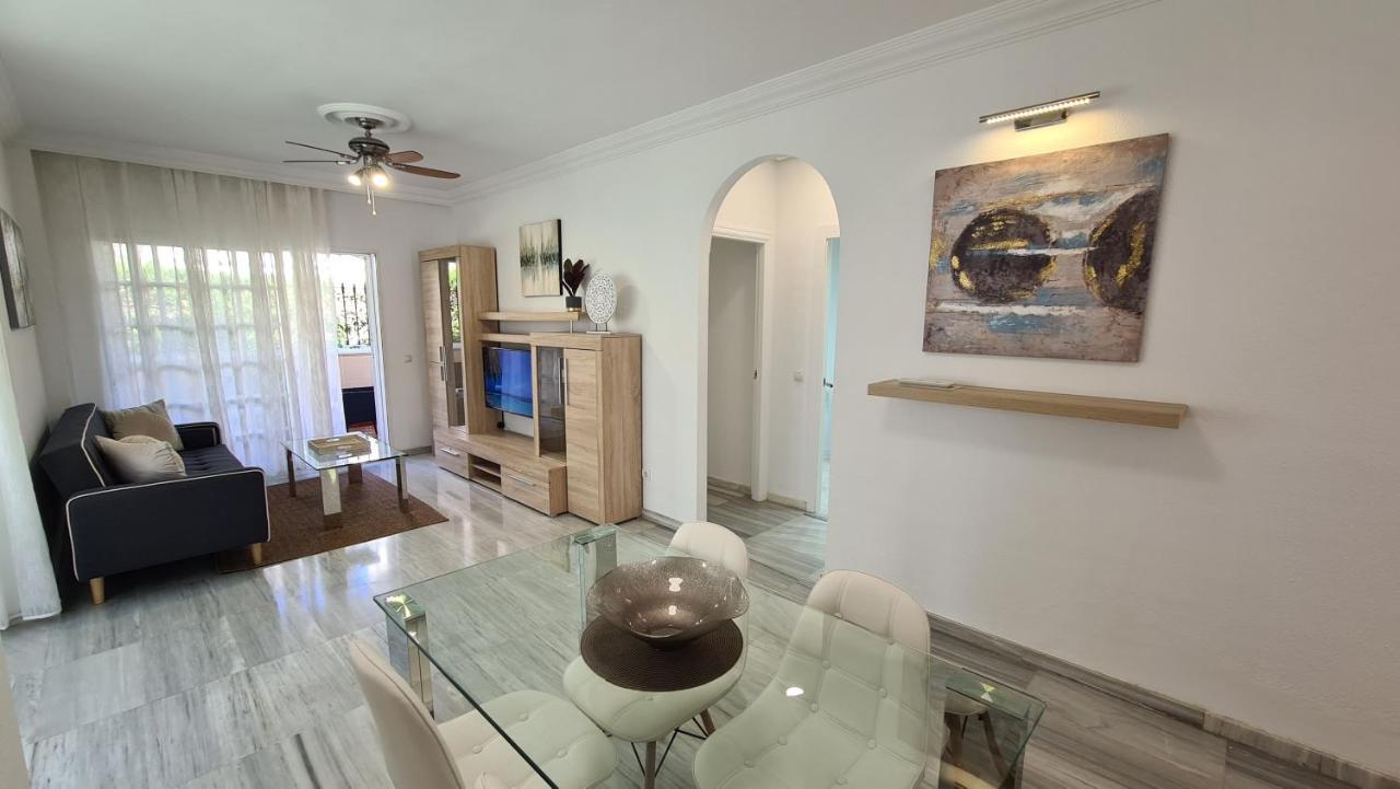 Premium Apartment 50 Mts From De The Beach In Pueblo Quinta 베날마데나코스타 외부 사진